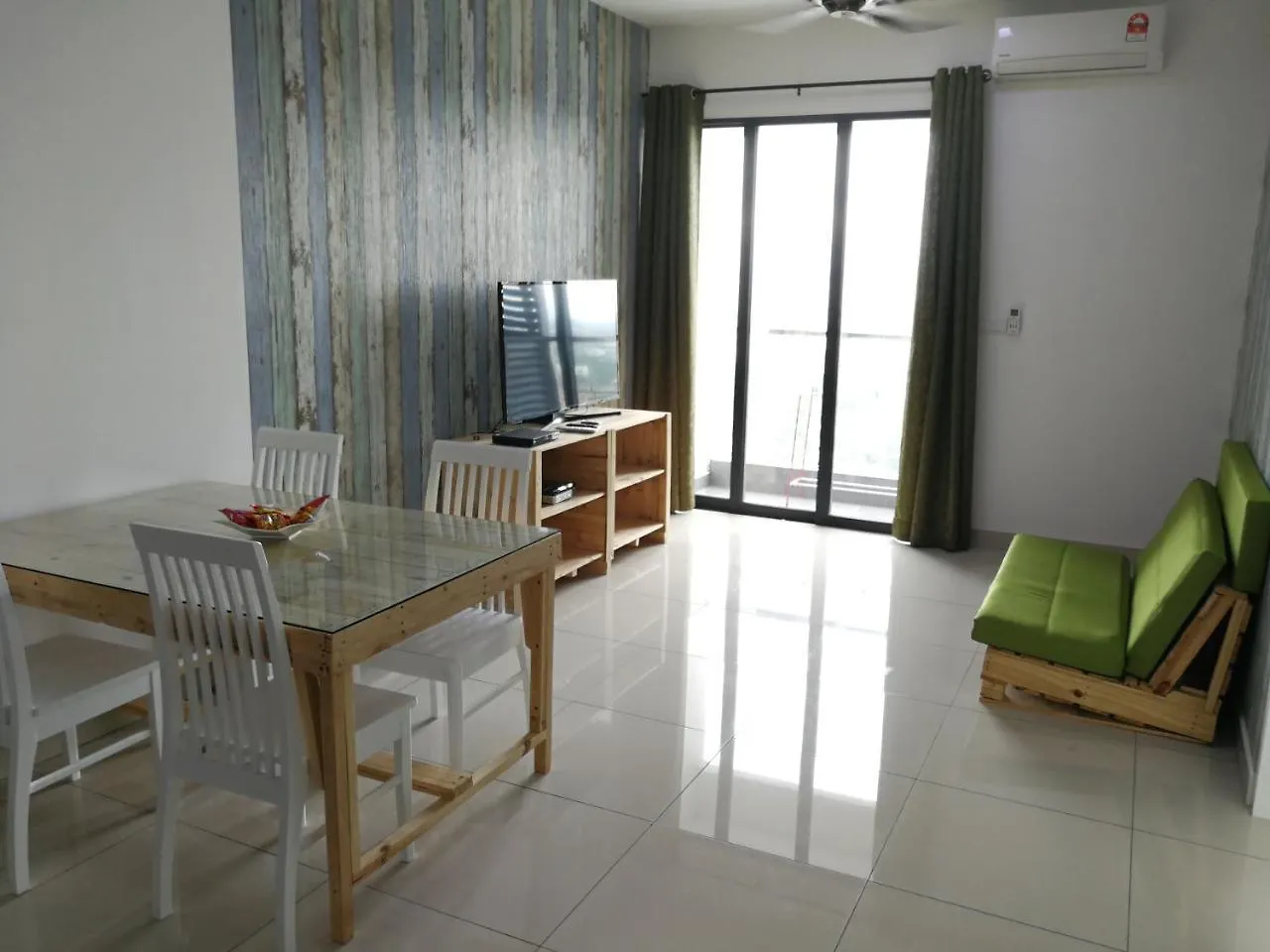 Woodsbury Suite @ Penang Sentral Butterworth Apartmán